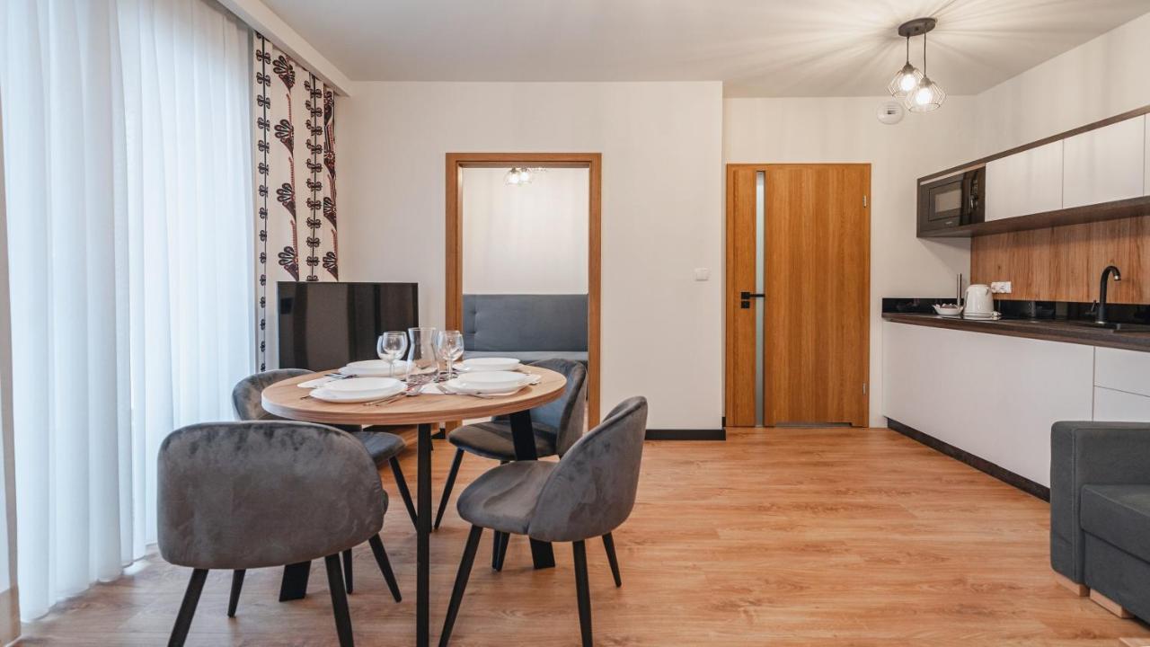 Apartamenty Sun & Snow Ski Apartments Bialka Tatrzanska Exteriör bild
